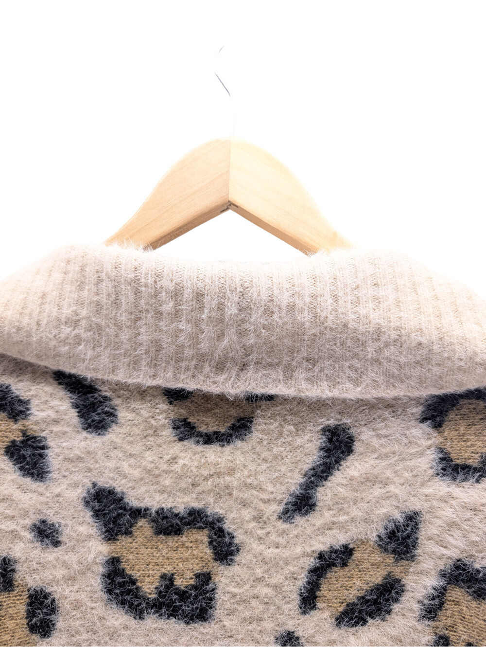 Very J Cardigan Women Fuzzy Knit Open Front Leopard Print - Picture 3 of 6